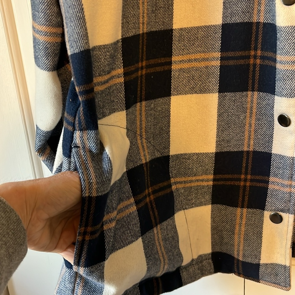 HFX plaid shacket - Picture 4 of 6
